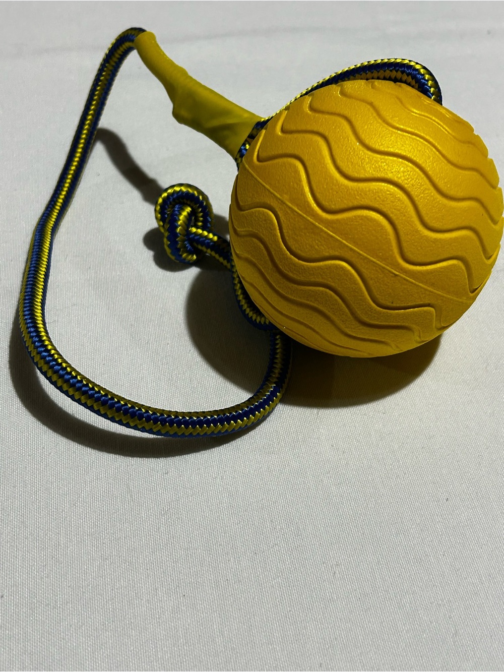 Yellow Wave-Textured Ball Keychain Necklace - Picture 3 of 4